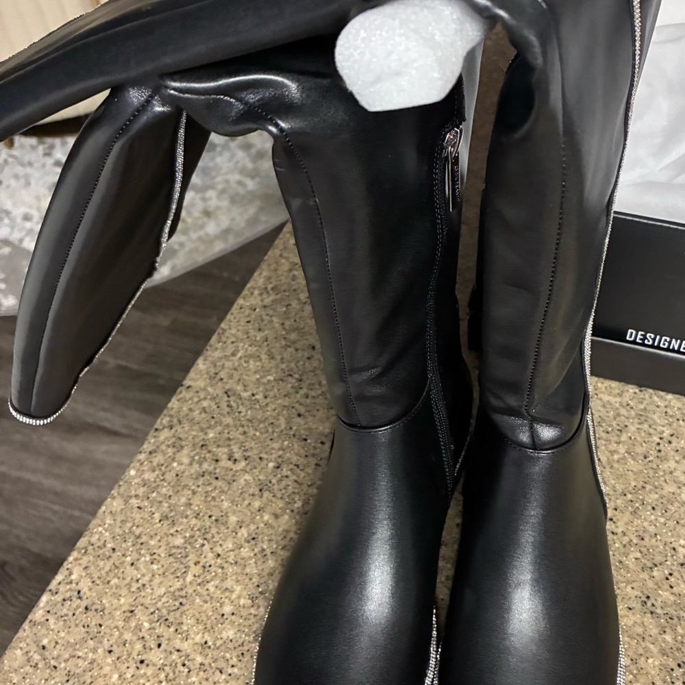 Brand New Never Worn Cape Robbin Black Over the Knee Boots. Size 7